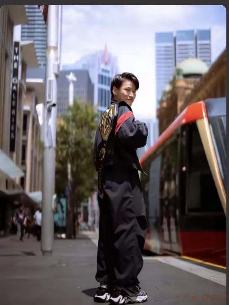 开云体育APP：张伟丽不敌舍甫琴科 无缘UFC蝇量级冠军